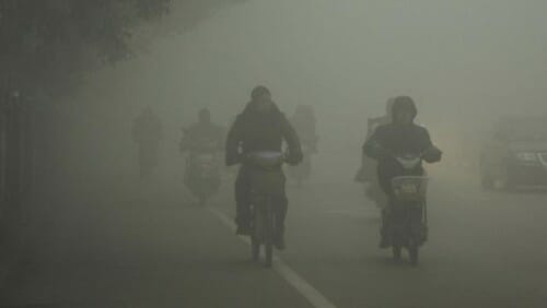 china_pollution_ap971430398958_620x350